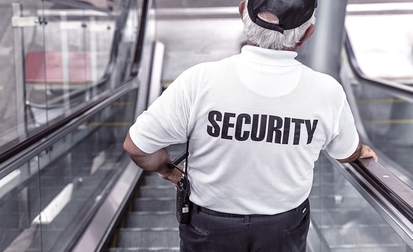 Zimbabwe steps up private security after spike in armed robberies. Credit: Pixabay
